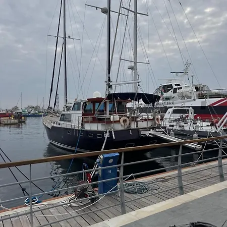 Windmill With Sea View Apartament